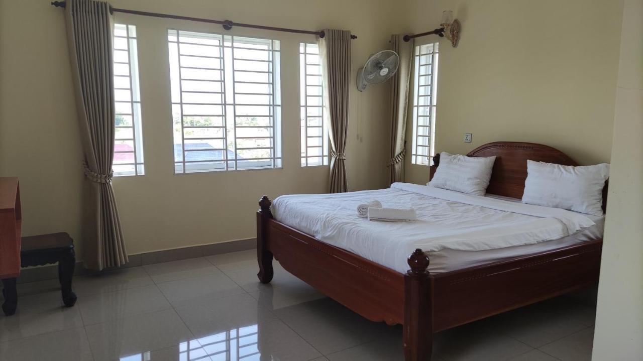 Monica Guesthouse Kampot Eksteriør bilde